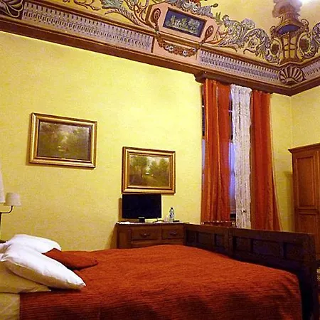 Ristorante Cavallo Bianco 2* 德罗内罗